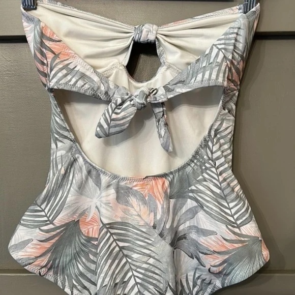 Eberjey Lulu Palmera Tropical Leaf One Piece Cutout Swimsuit Size Small - Picture 10 of 12